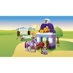 Конструктор LEGO DUPLO 10594 Sofia the First Софии Прекрасная: королевская конюшня 