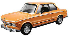 Модель STREET CLASSICS BMW 2002TII Стрит Классик - БМВ 2002 tii 1:32