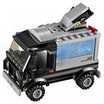 Конструктор LEGO Marvel Super Heroes 76032 Городская погоня на Квинджете Мстителей
