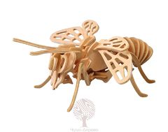 Сборная деревянная модель Пчела E018 30 деталей