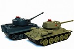 Радиоуправляемый танковый бой HQ 555 1:32